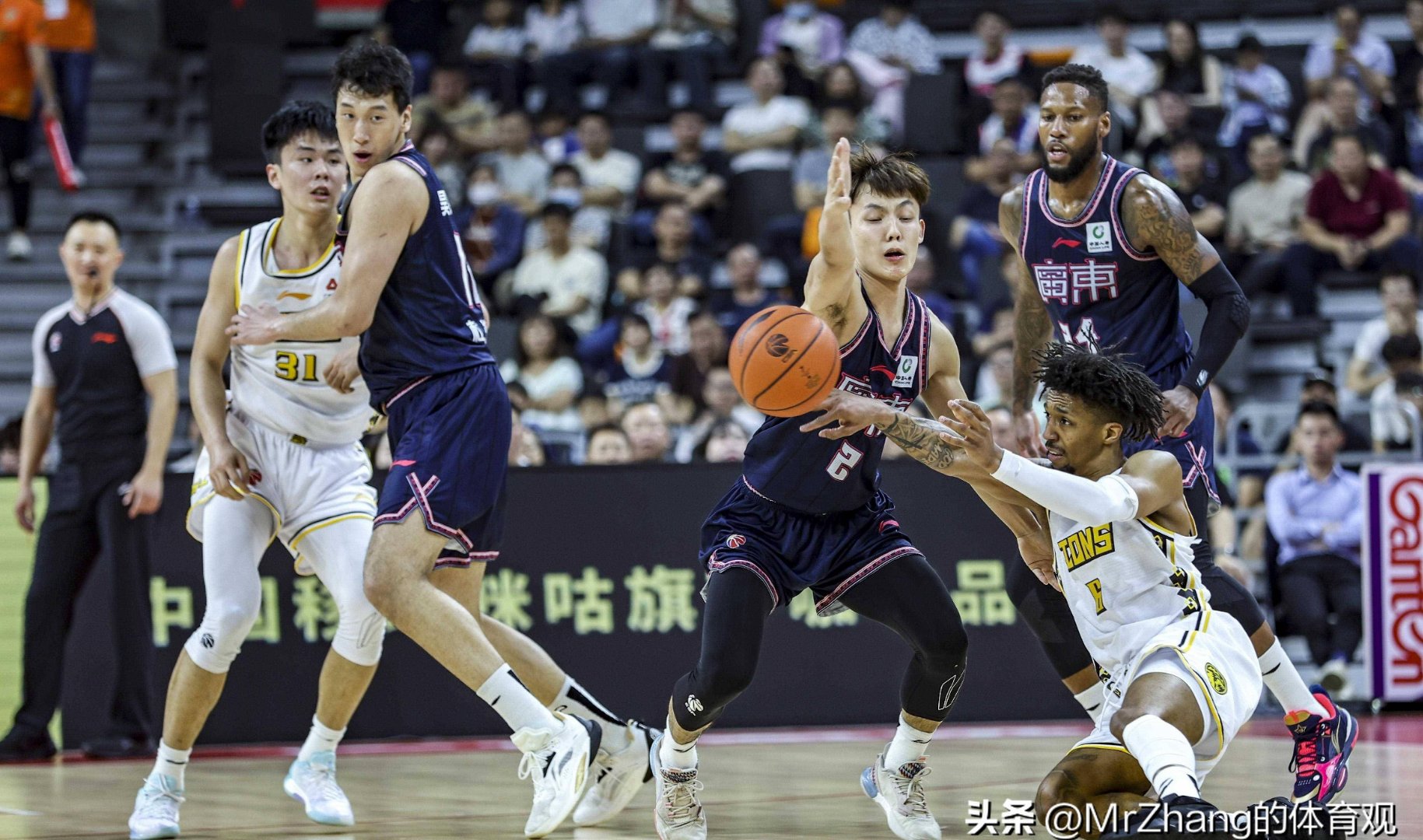 乐鱼体育-北京八一再胜山西男篮，豪取4连胜的简单介绍
